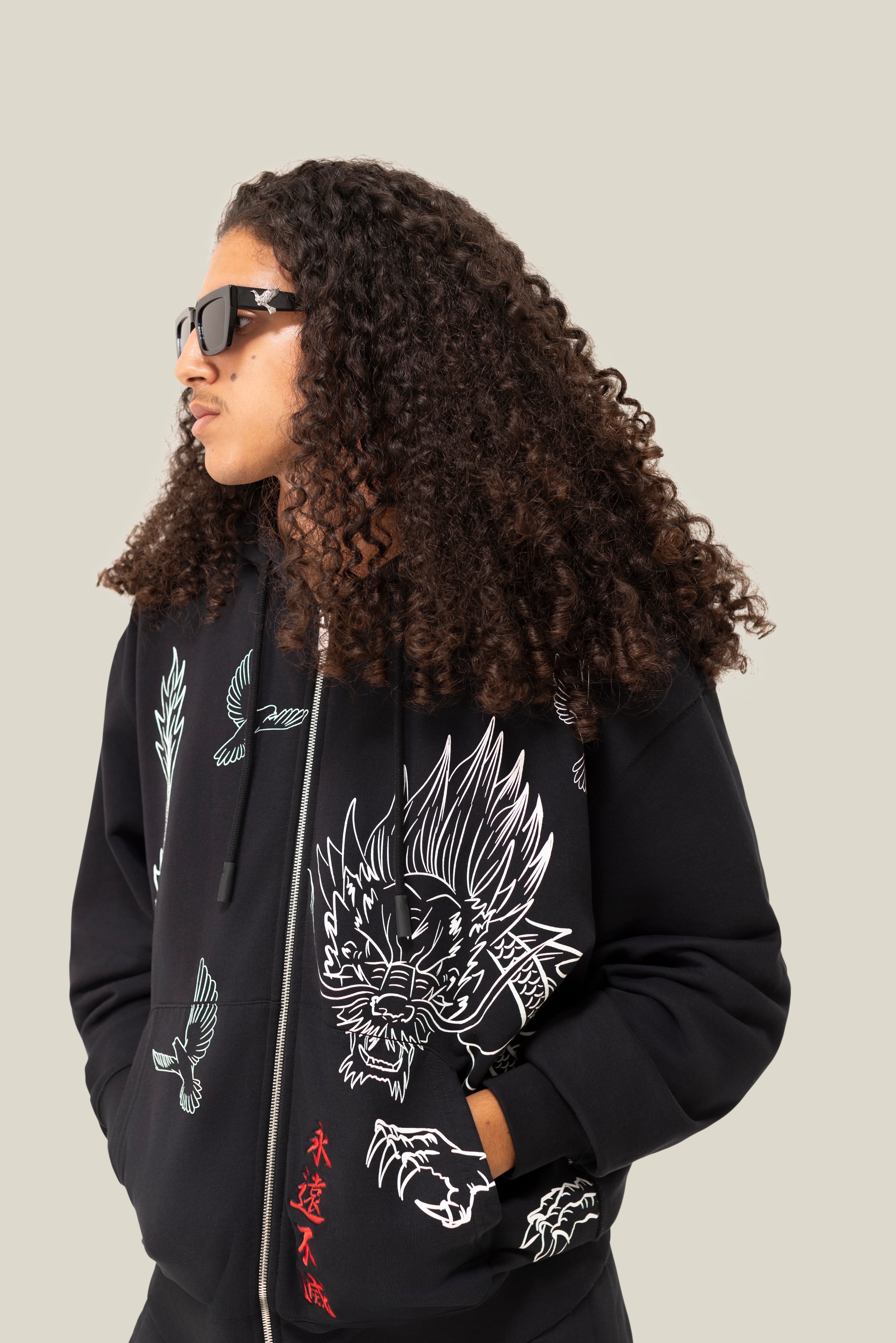 3.PARADIS x BRUCE LEE: Dragon Hooded Sweater