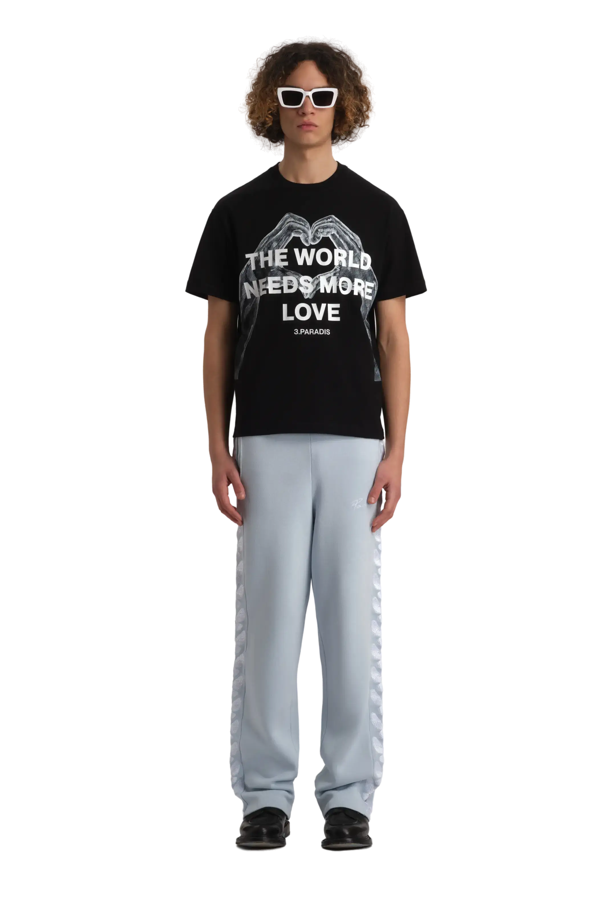 'TWNML' Hands & Heart T-Shirt