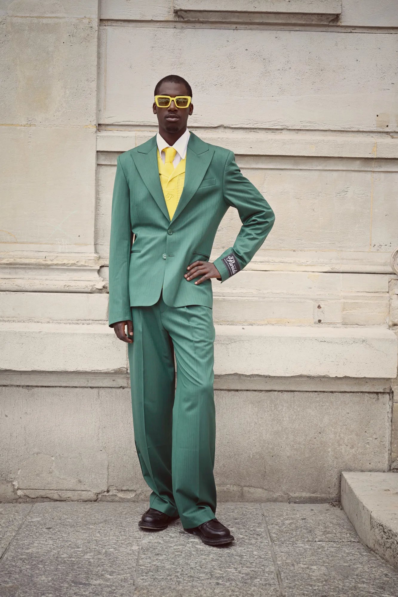 CLEAN WAIST TAILORED TROUSERS