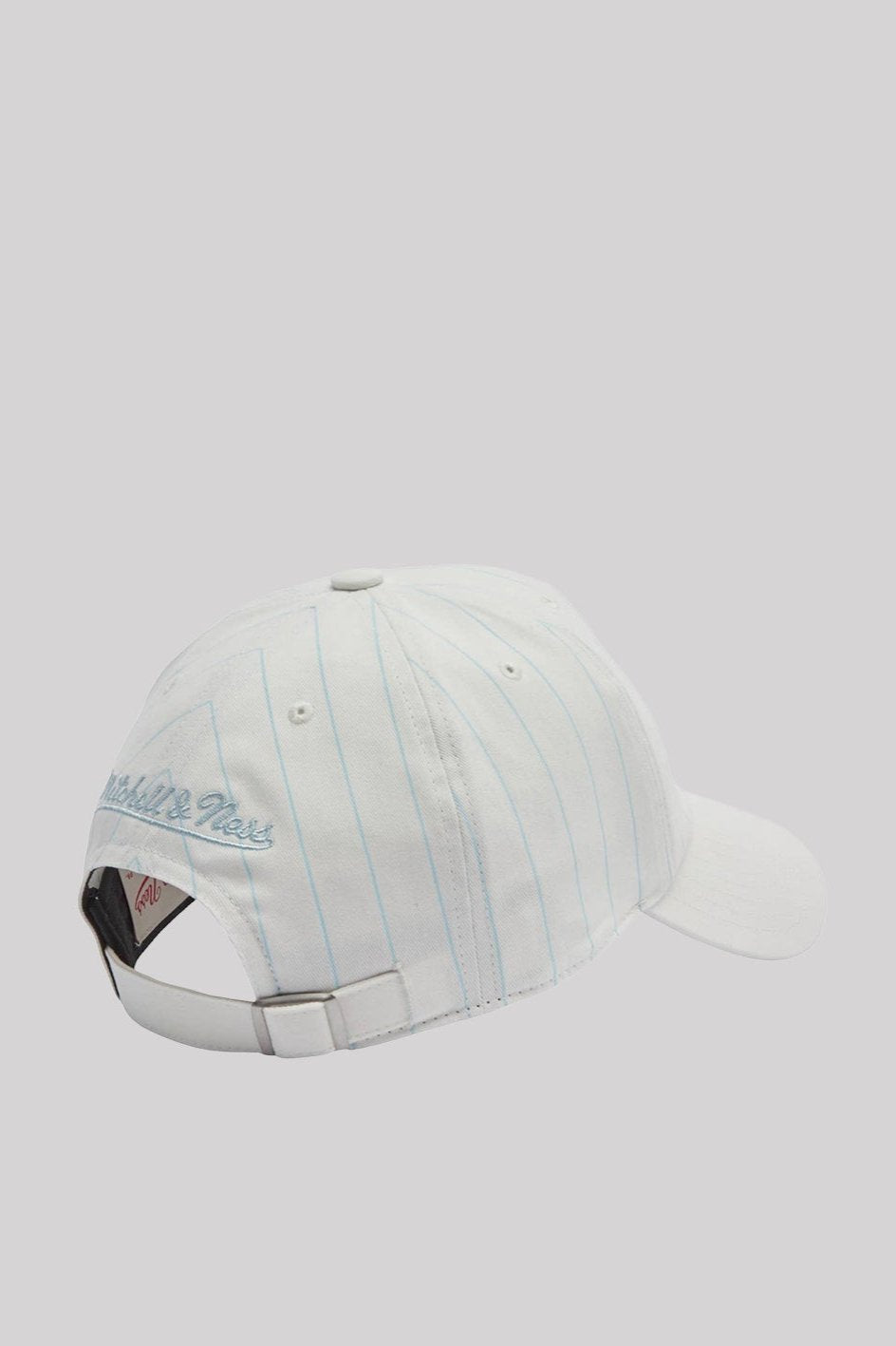 3.PARADIS, Mitchell & Ness and The NBA : Dove Embroidered Cap