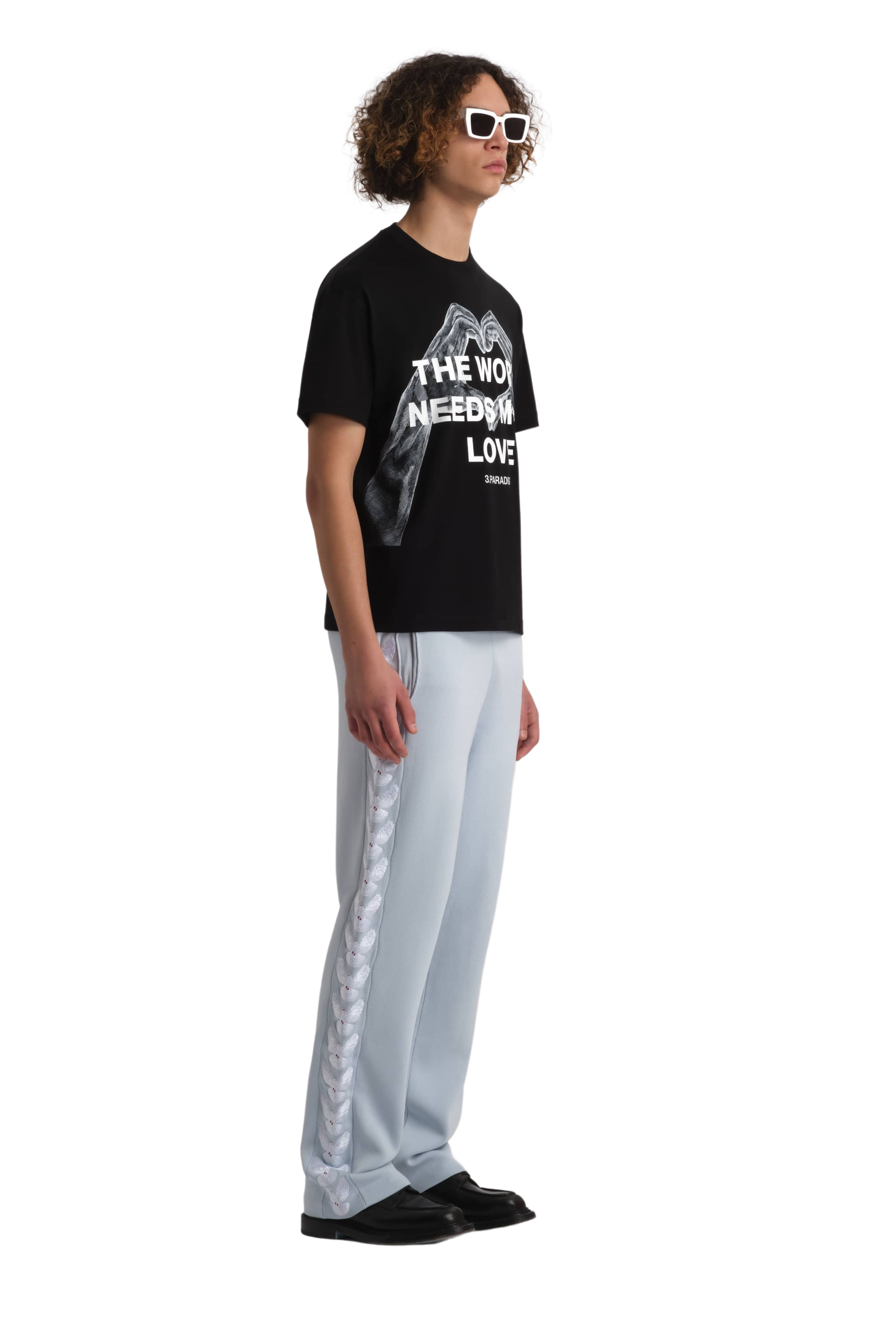 'TWNML' Hands & Heart T-Shirt