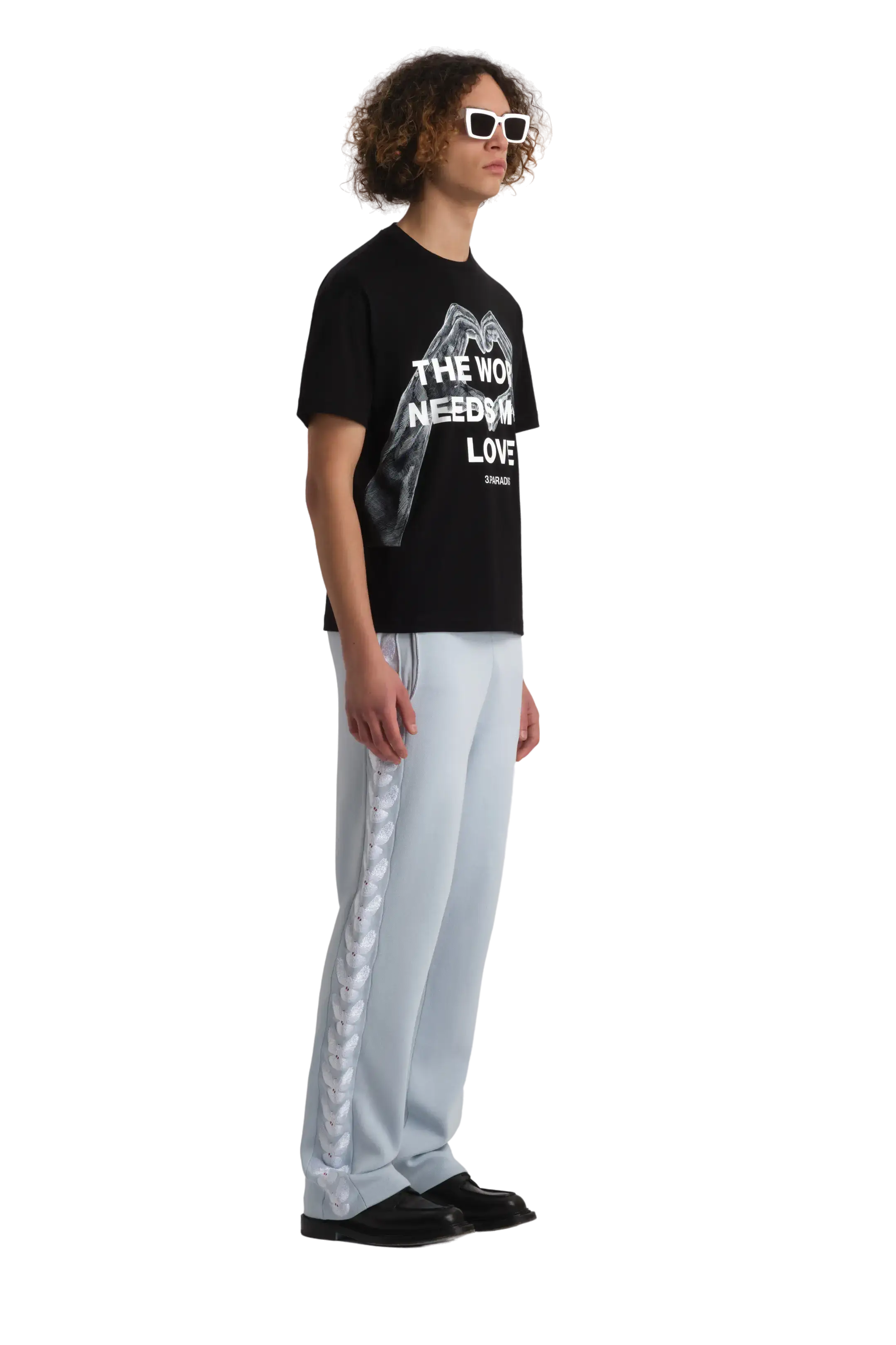 'TWNML' Hands & Heart T-Shirt