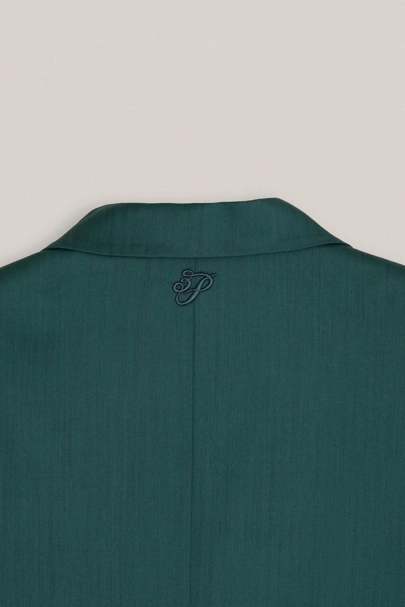 REMOVABLE SCARF BLAZER