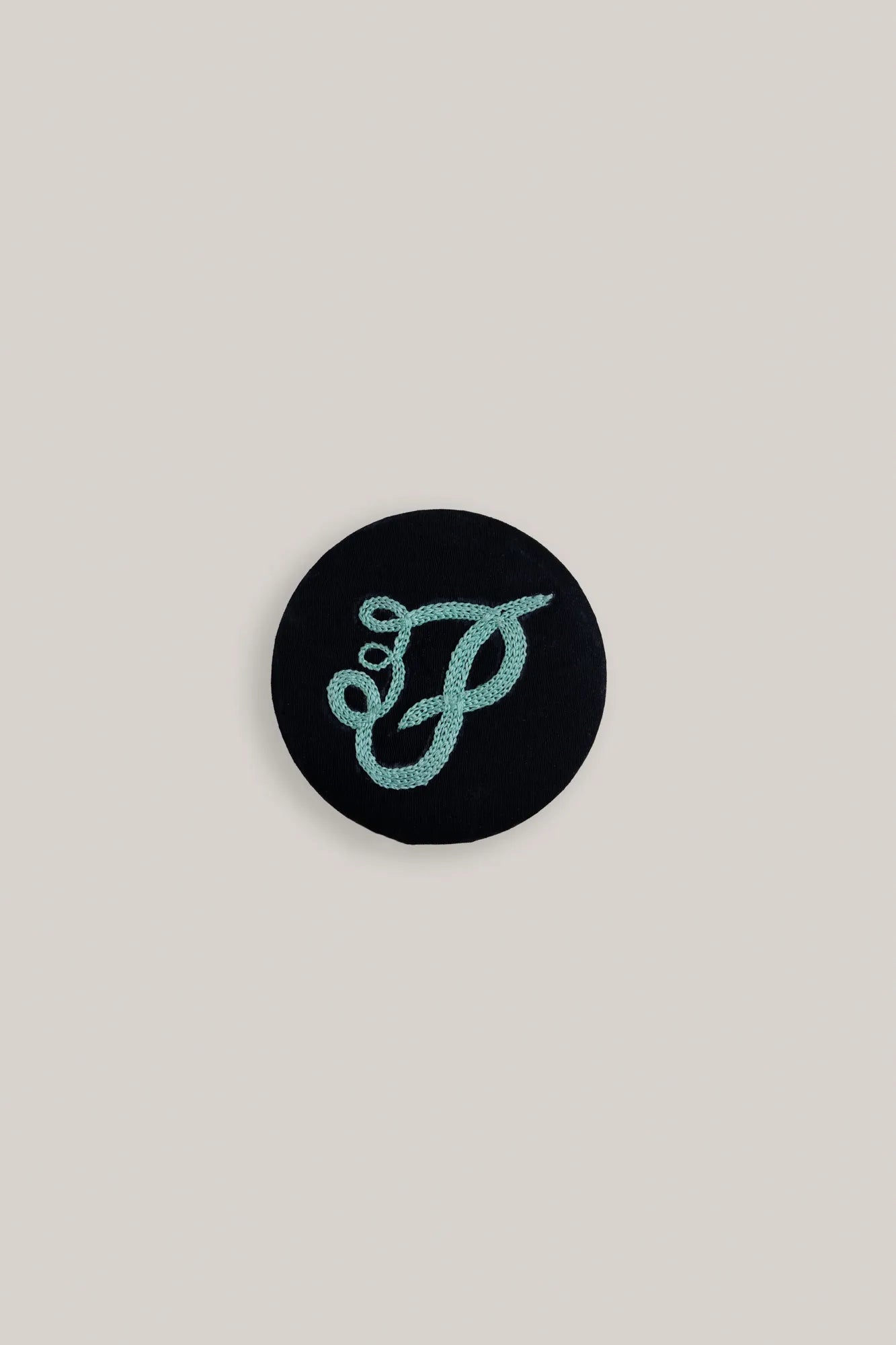 PEACEMAKERS PIN BADGE SET