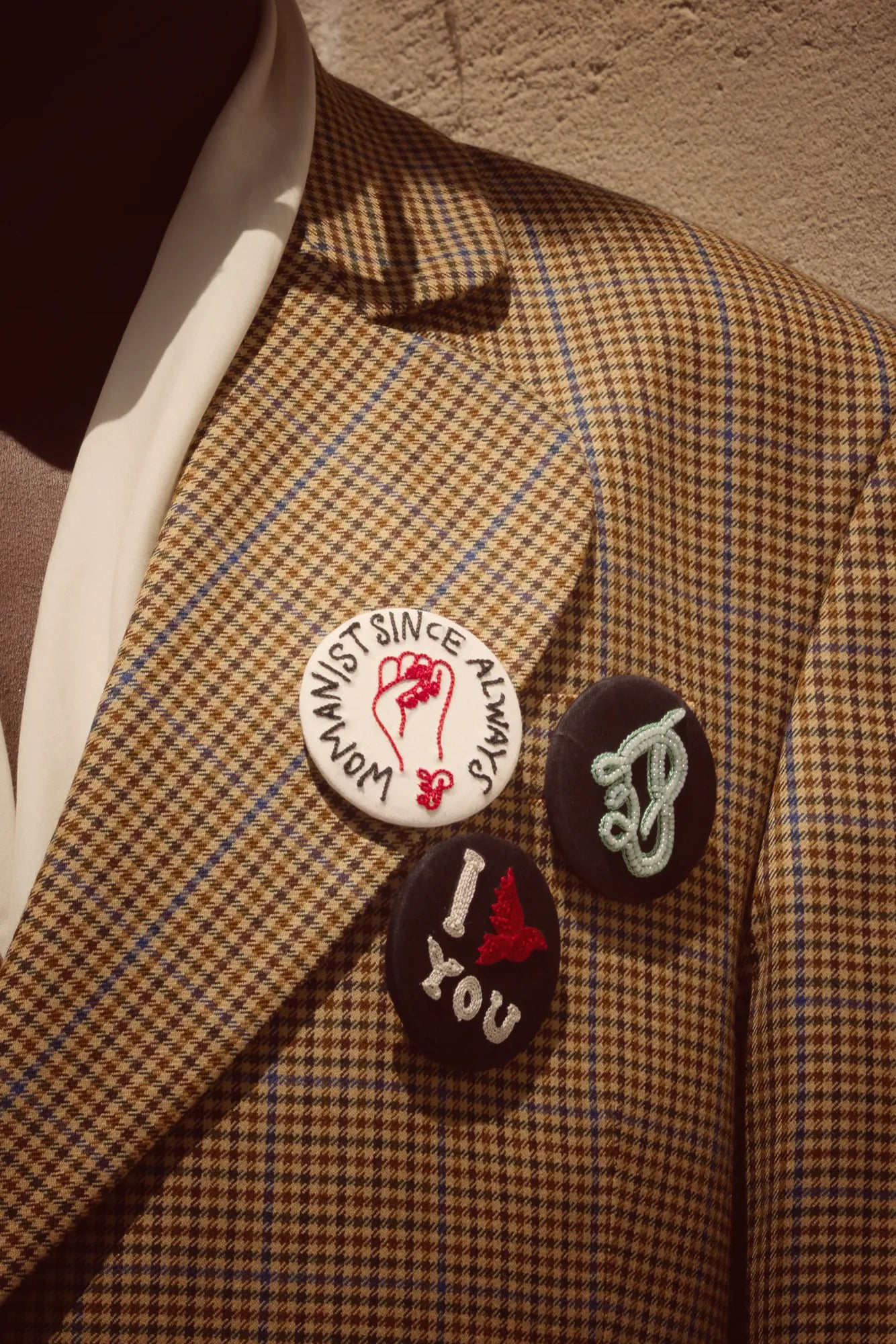 PEACEMAKERS PIN BADGE SET