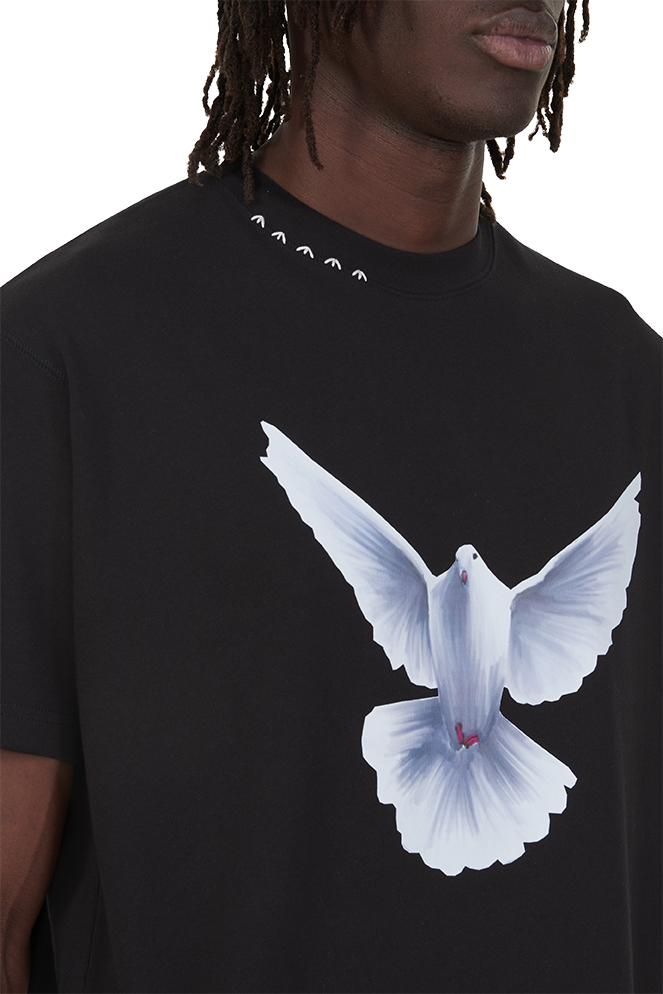 FLYING DOVE BLACK T-SHIRT